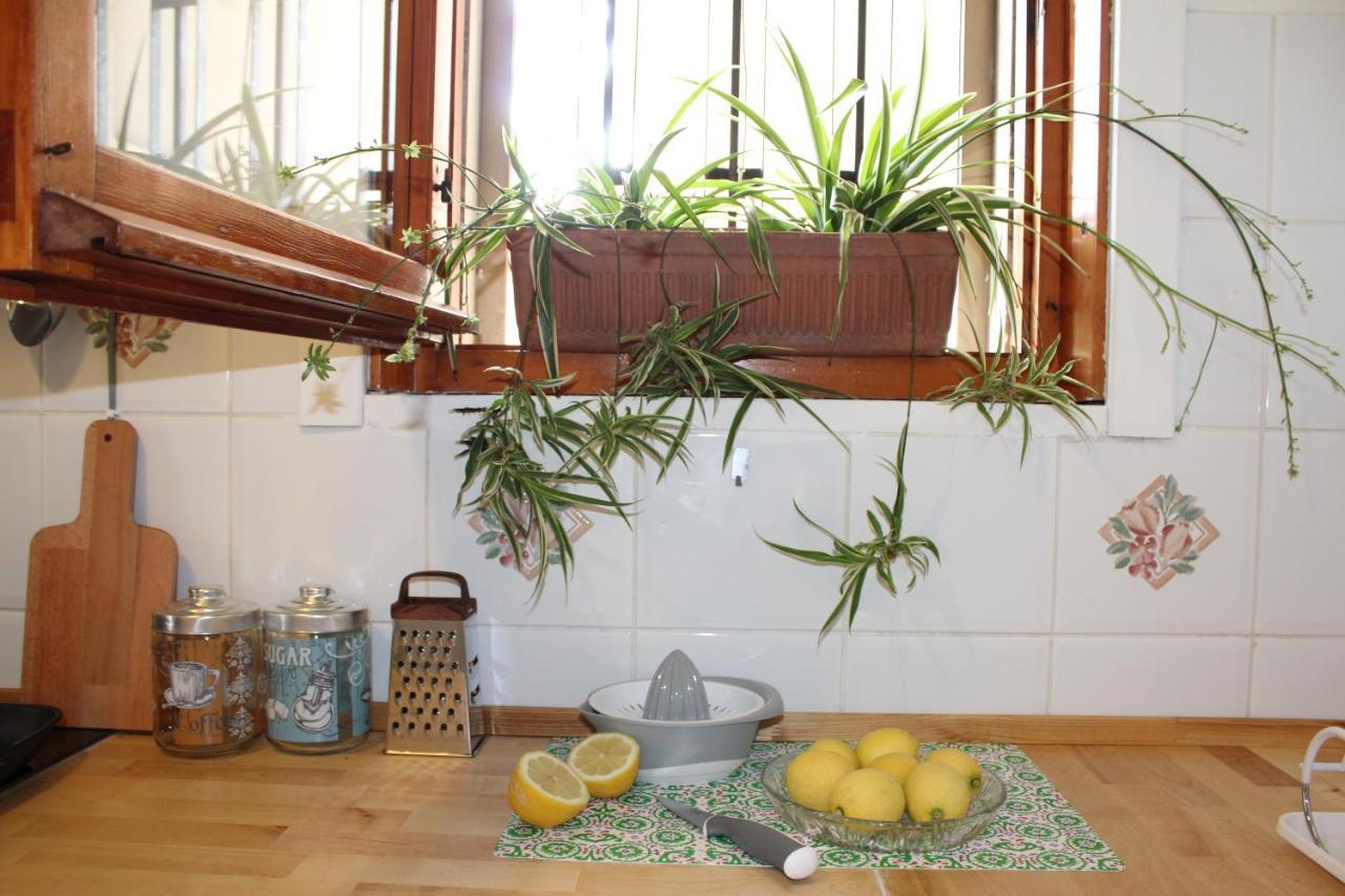 Casa Biancoliva Apartman Toscolano-Maderno Kültér fotó